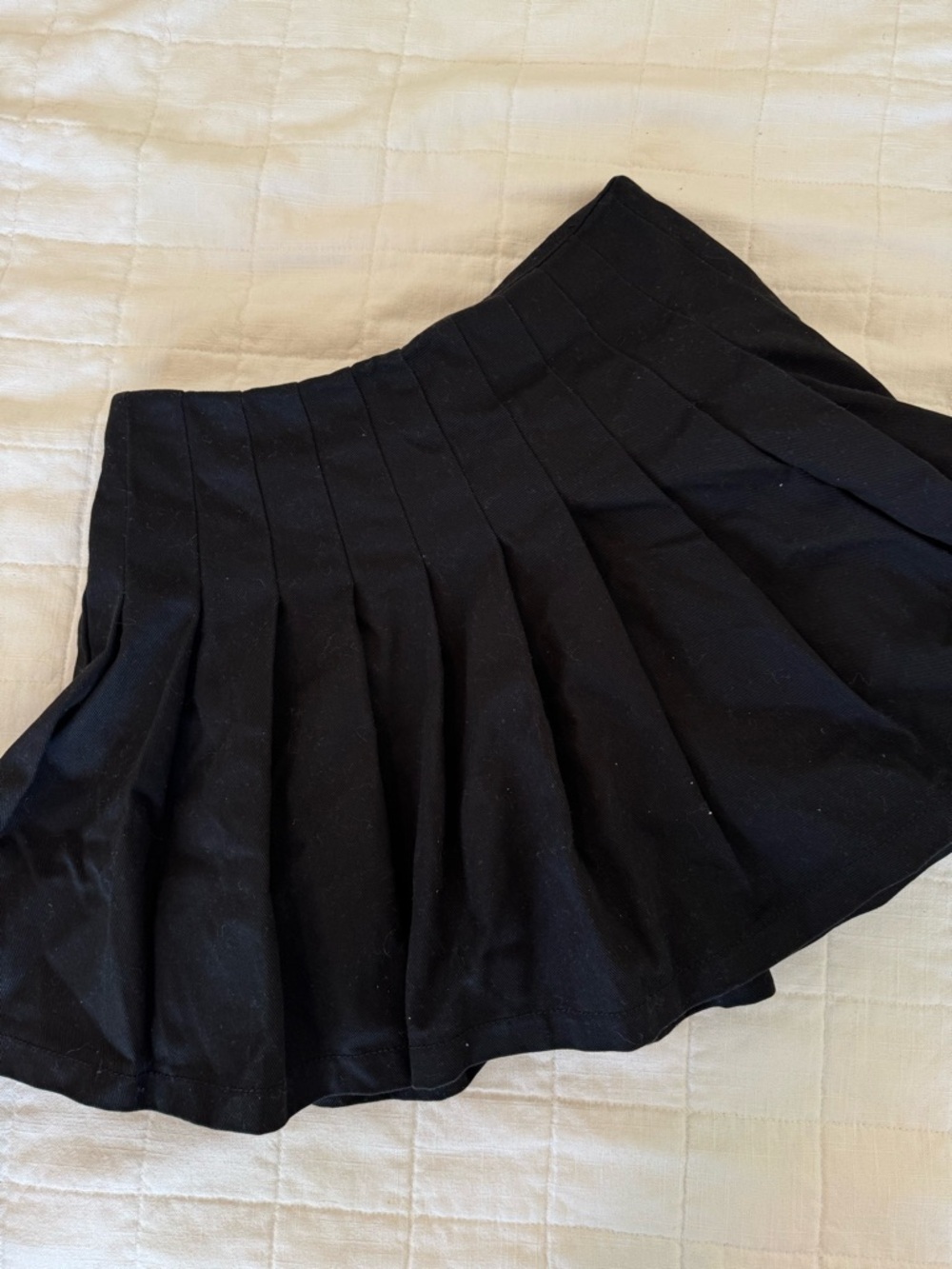 High-Waist Black Pleated Mini Skirt